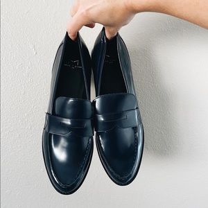 Marc Fisher navy Vero loafers NEVER WORN